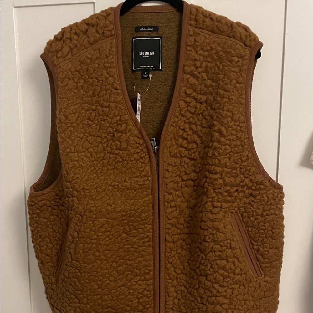 Todd Snyder Caramel Brown Fleece Vest